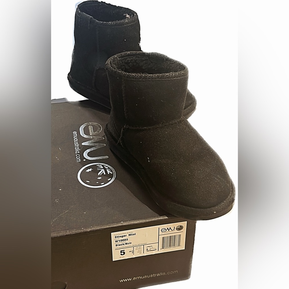 Emu Mini Stinger size 5 EU 35/36 Black UGG